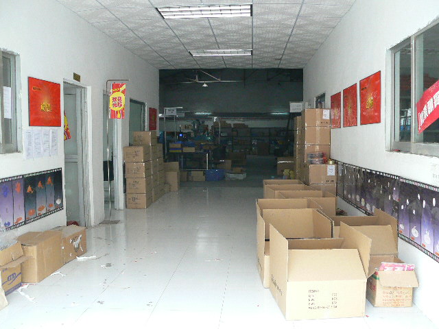 廣州市白云區(qū)雅量文具廠(chǎng) 一站式超市、展示與促銷(xiāo)文具零售專(zhuān)家